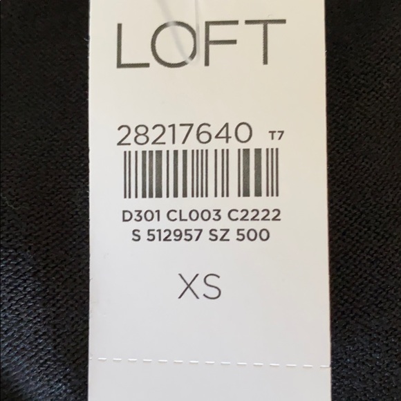 NWT black Loft long sleeve top w/gathered front XS - Picture 4 of 8